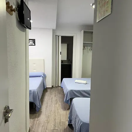 Guesthouse Central Πανσιόν 3*