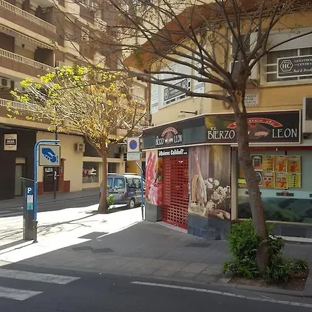 Πανσιόν Guesthouse Central 3*