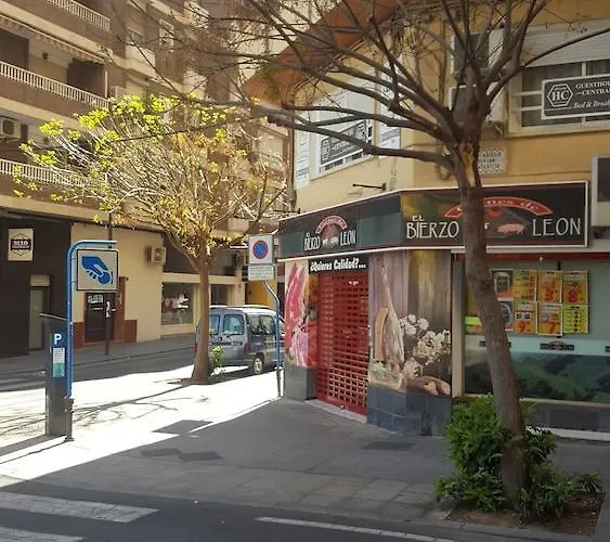 Pensionat Guesthouse Central 3*